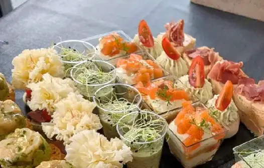 Bouchées saumon et tête de moine