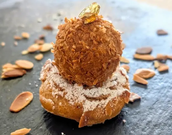 Chou praliné aux amandes