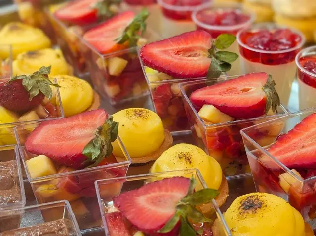Fraises et tartelettes citron